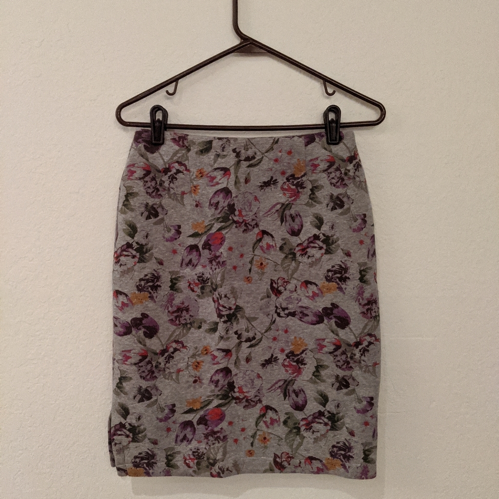 Halogen women's size small floral skirt